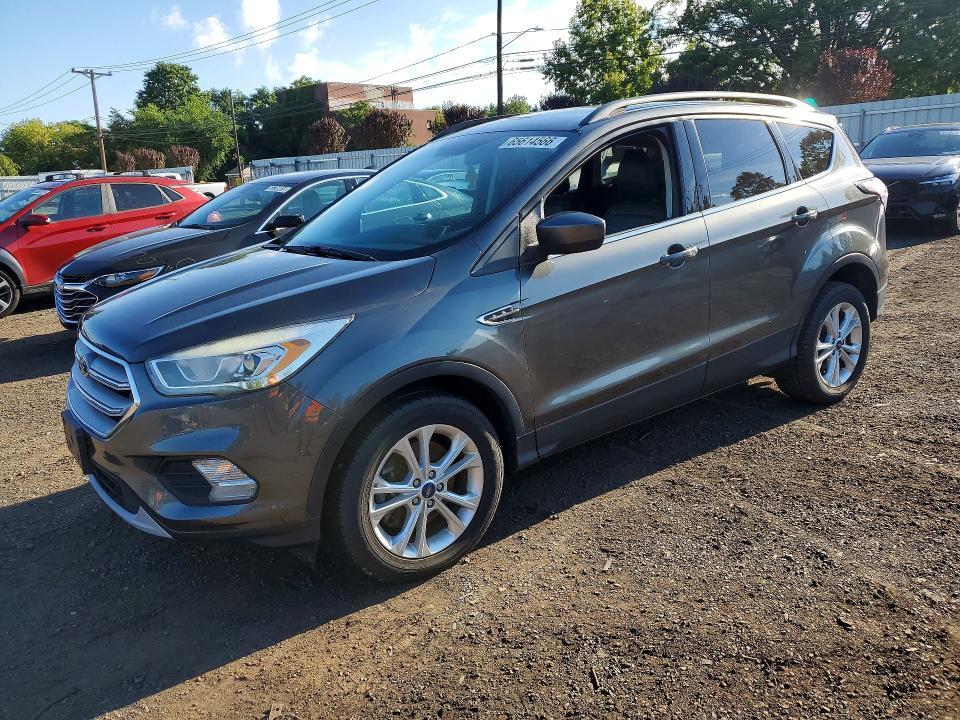 2018 Ford Escape — фото 1