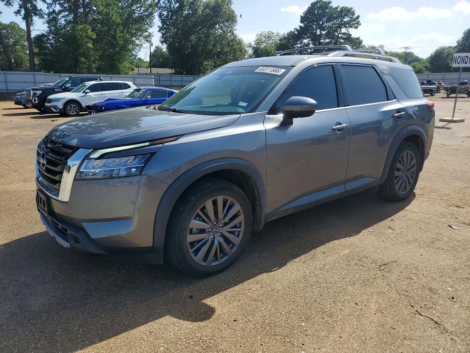 2023 Nissan Pathfinder — фото 1