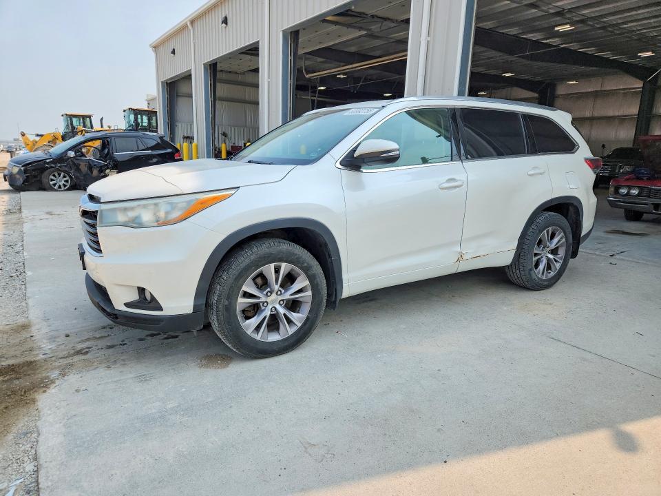 2015 Toyota Highlander — фото 1