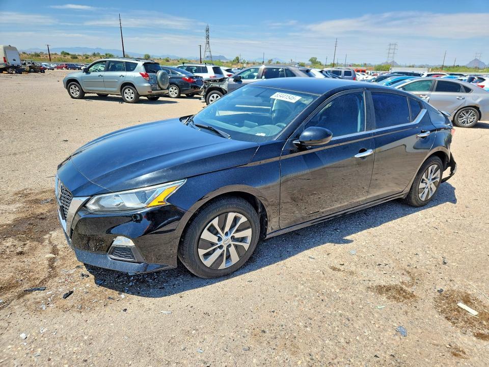 2019 Nissan Altima — фото 1