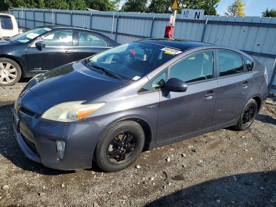 2012 Toyota Prius — фото 1