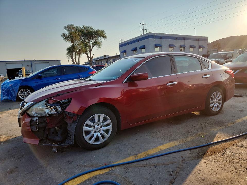 2016 Nissan Altima — фото 1