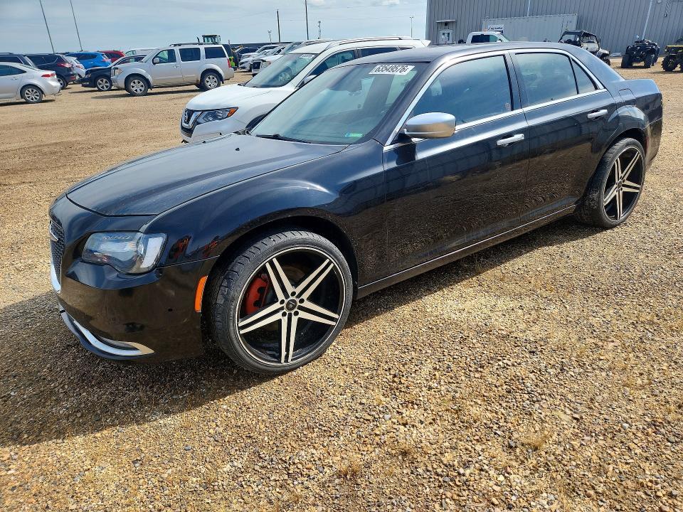 2016 Chrysler 300C — фото 1