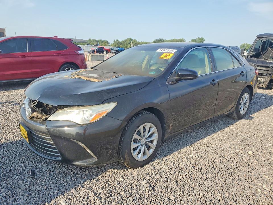2015 Toyota Camry — фото 1