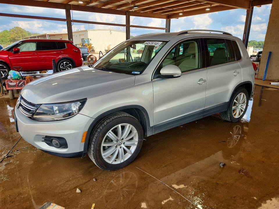 2013 Volkswagen Tiguan — фото 1