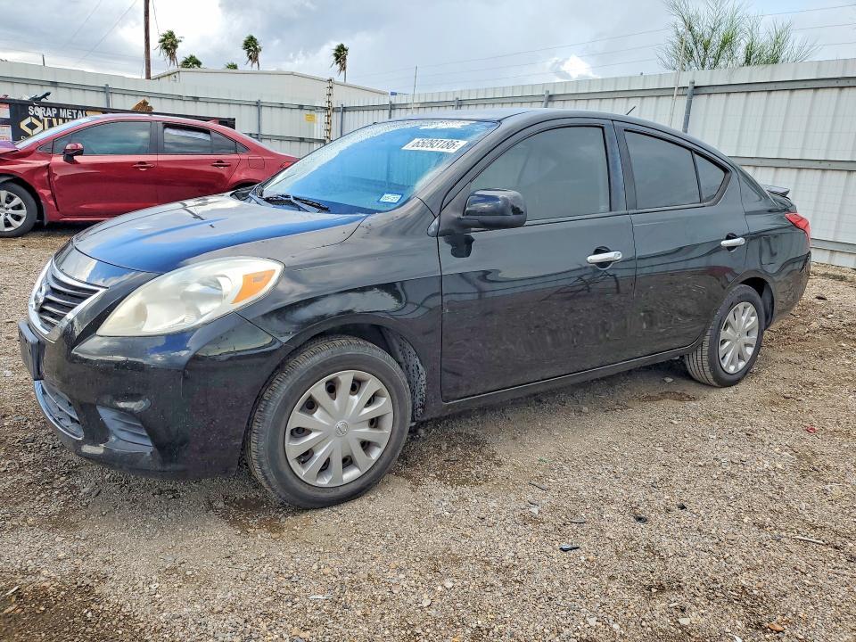 2012 Nissan Versa — фото 1
