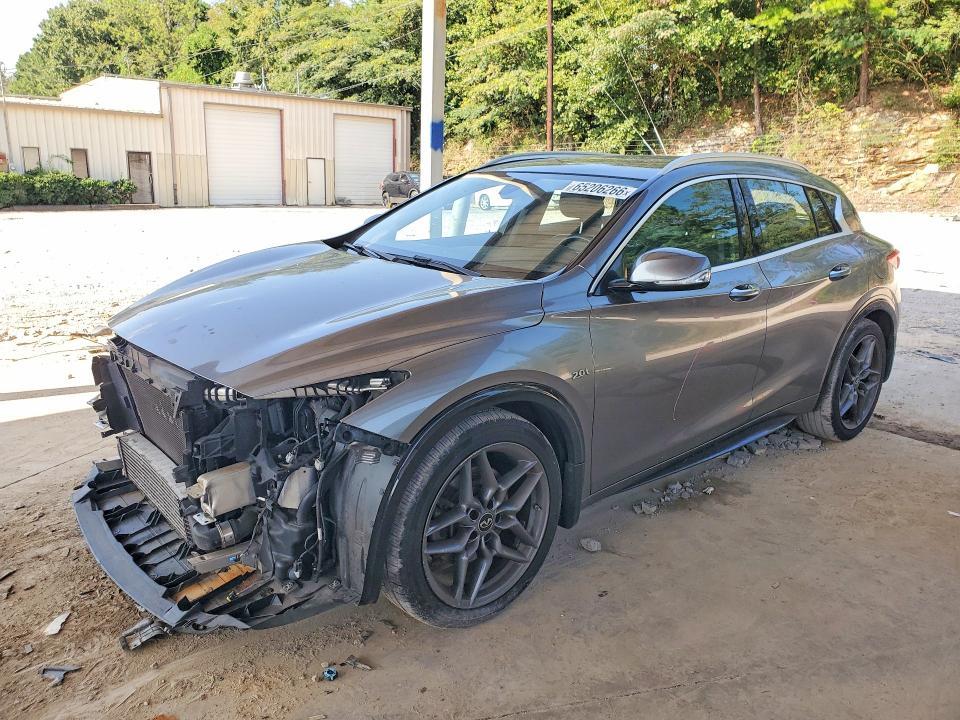 2017 Infiniti Qx30 — фото 1