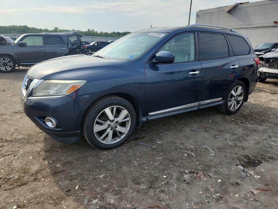 2015 Nissan Pathfinder — фото 1