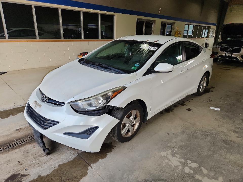 2015 Hyundai Elantra — фото 1