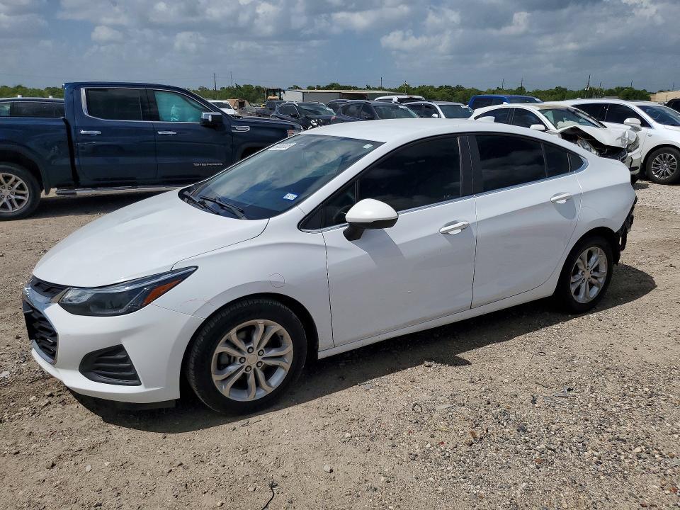2019 Chevrolet Cruze — фото 1