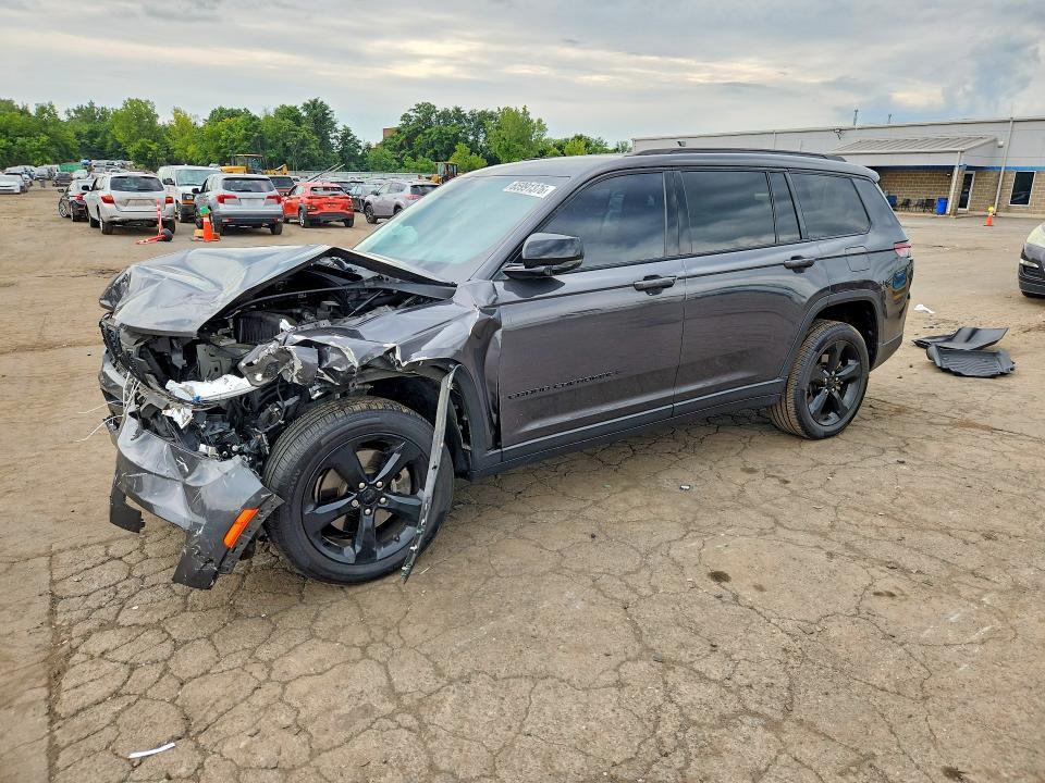 2022 Jeep Grand Cherokee — фото 1