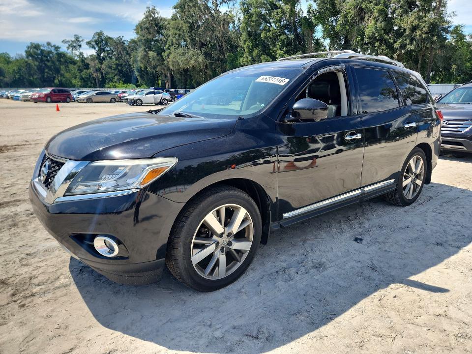 2013 Nissan Pathfinder — фото 1