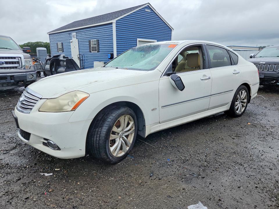 Infiniti M35
