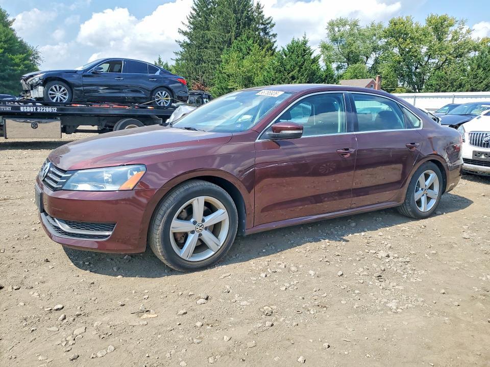 2013 Volkswagen Passat — фото 1