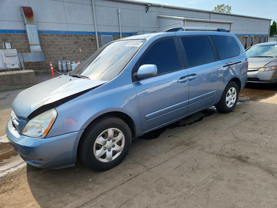 2010 Kia Sedona — фото 1