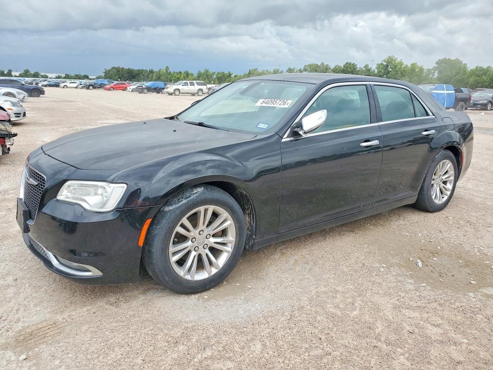 2015 Chrysler 300C — фото 1