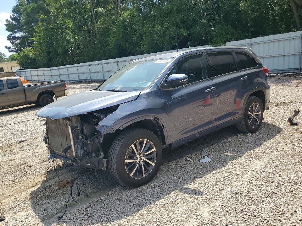 2018 Toyota Highlander — фото 1