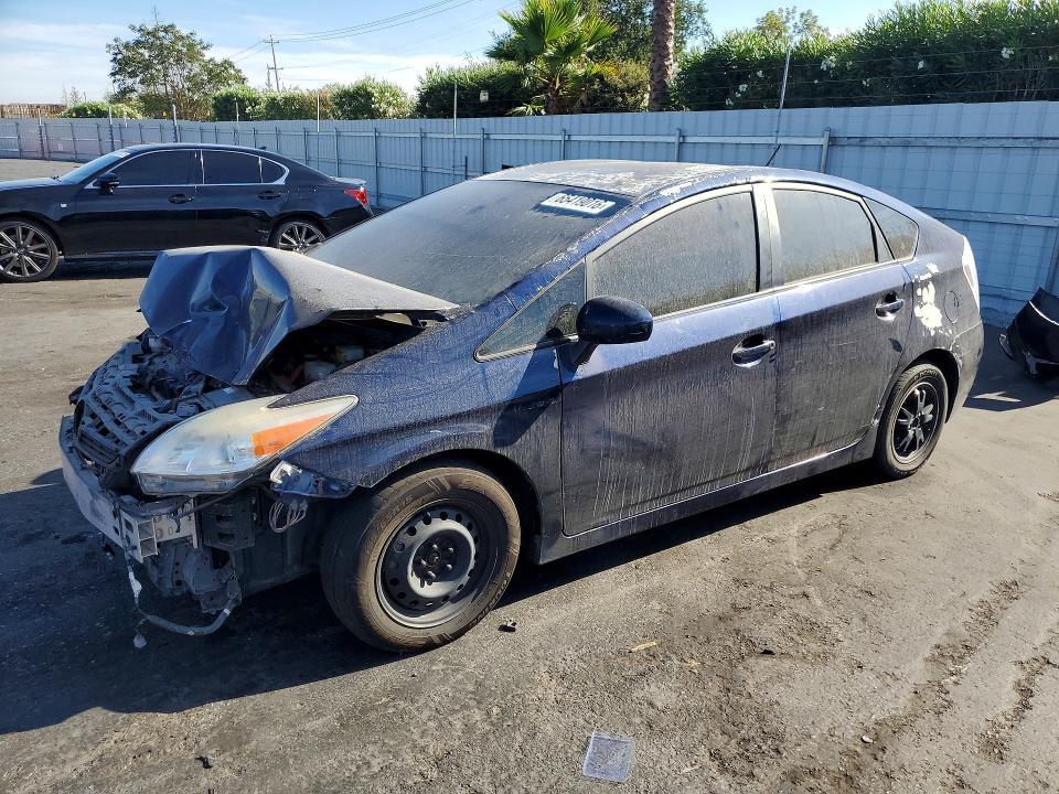 2015 Toyota Prius — фото 1