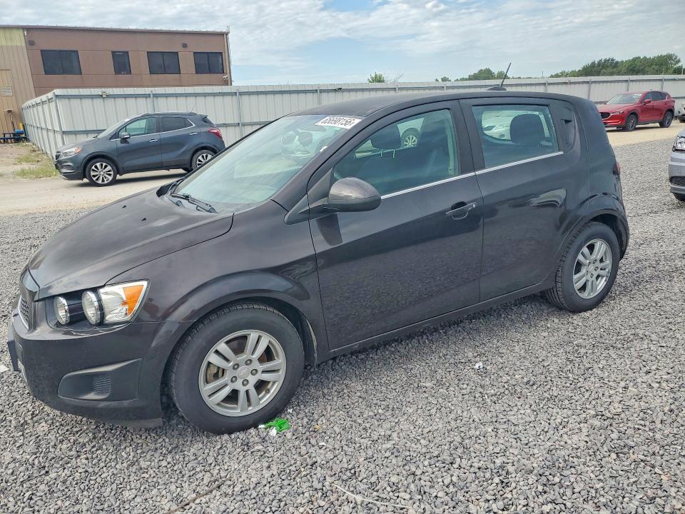 2015 Chevrolet Sonic — фото 1