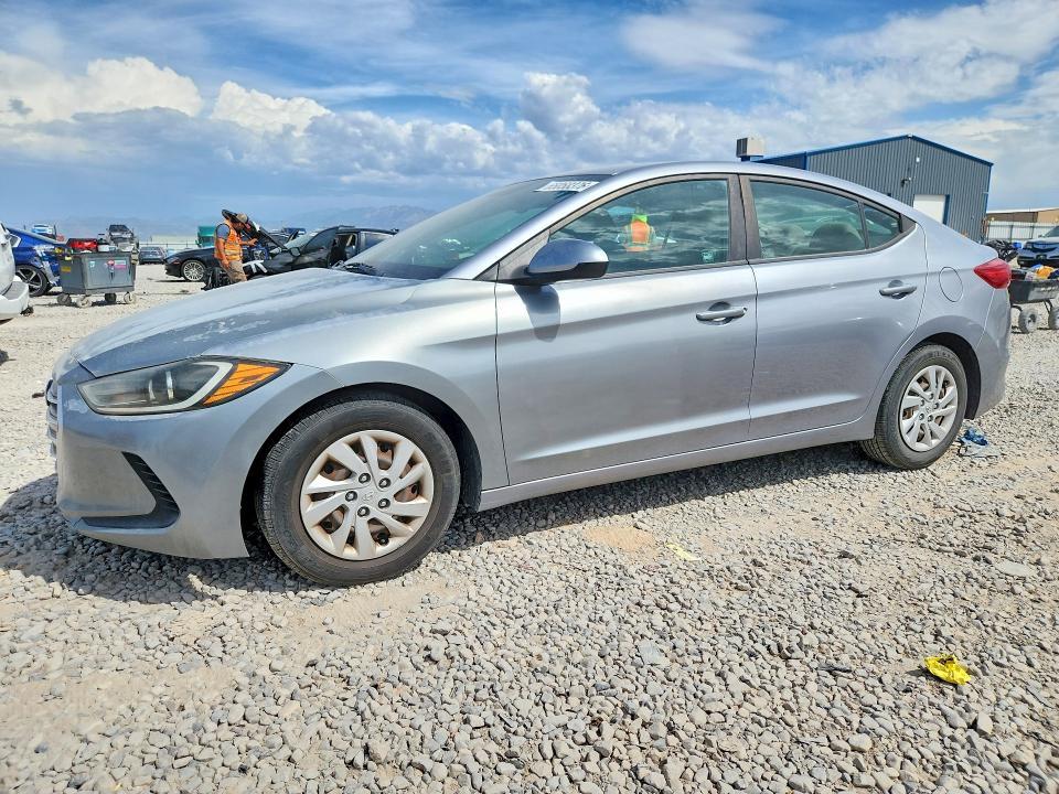 2017 Hyundai Elantra — фото 1