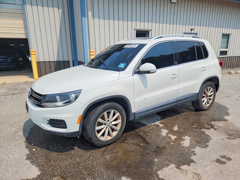 2017 Volkswagen Tiguan — фото 1