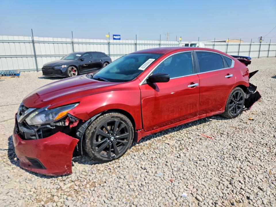 2017 Nissan Altima — фото 1