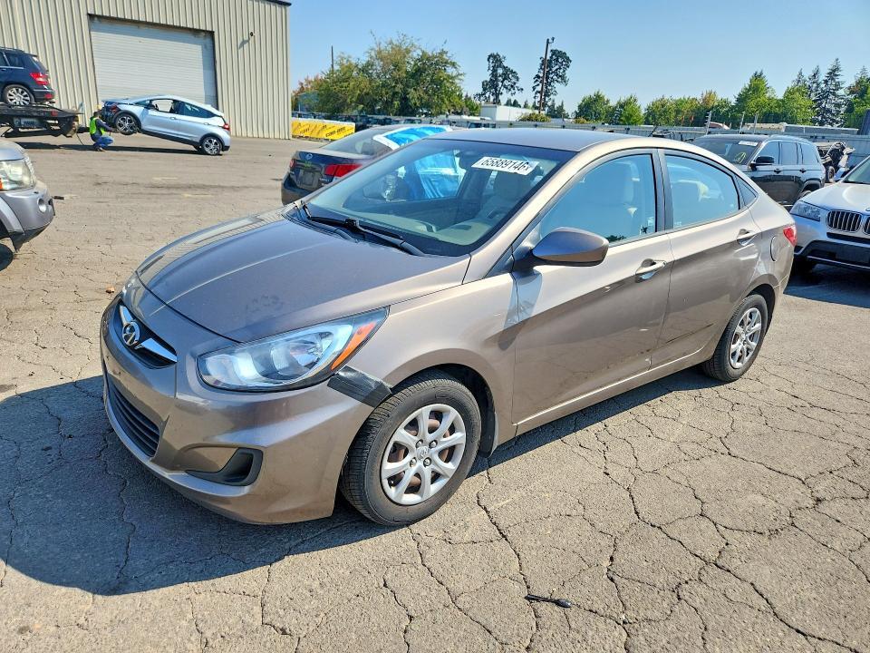 2012 Hyundai Accent — фото 1