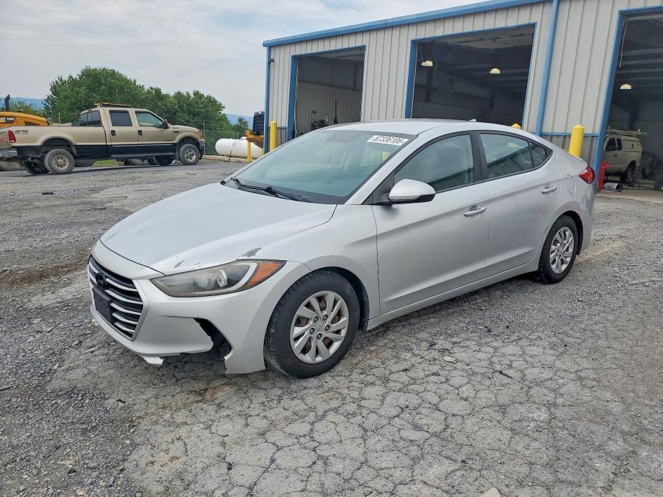 2017 Hyundai Elantra — фото 1