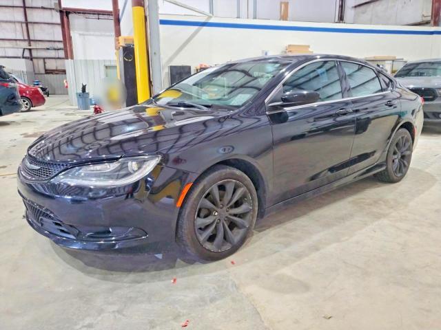 2015 Chrysler 200 — фото 1