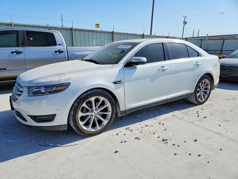 2015 Ford Taurus — фото 1