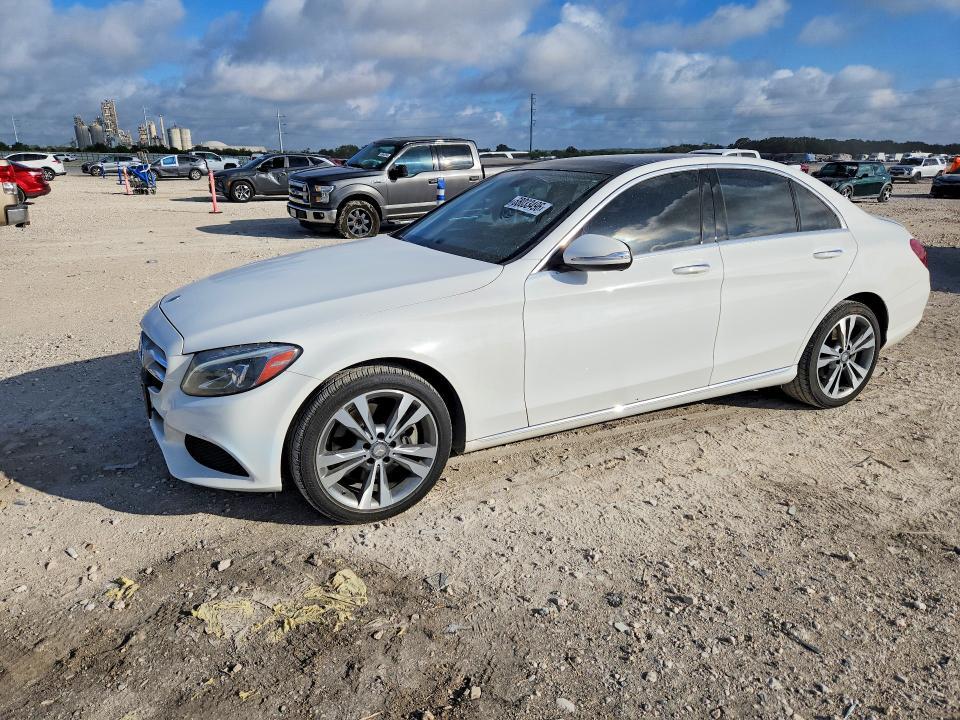 2015 Mercedes-Benz C — фото 1