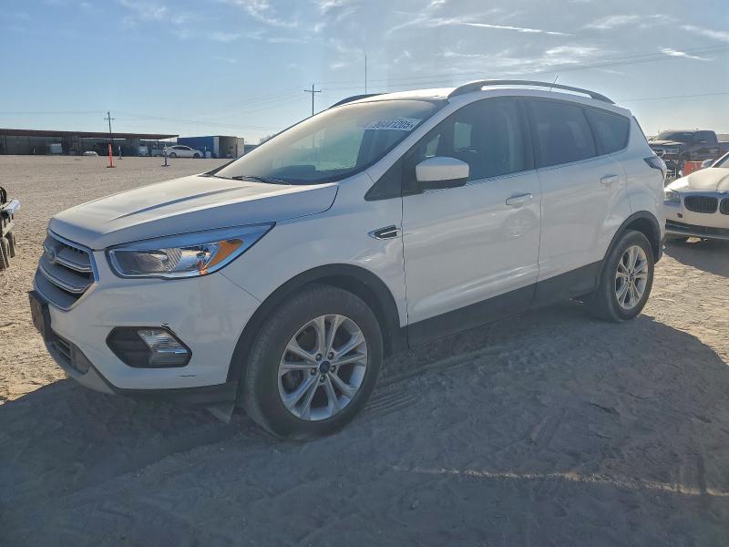 2018 Ford Escape — фото 1