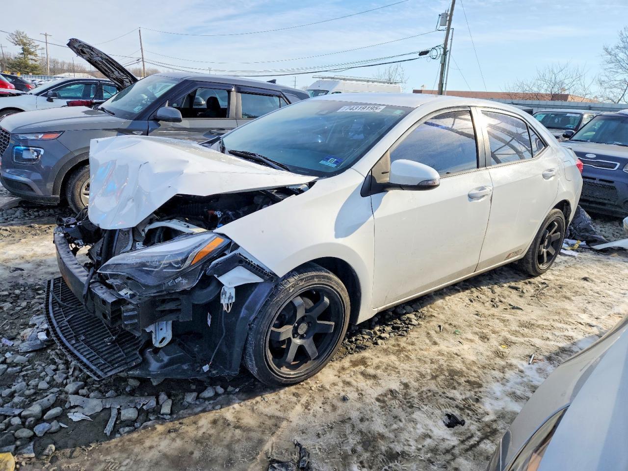 2019 TOYOTA COROLLA — фото 1
