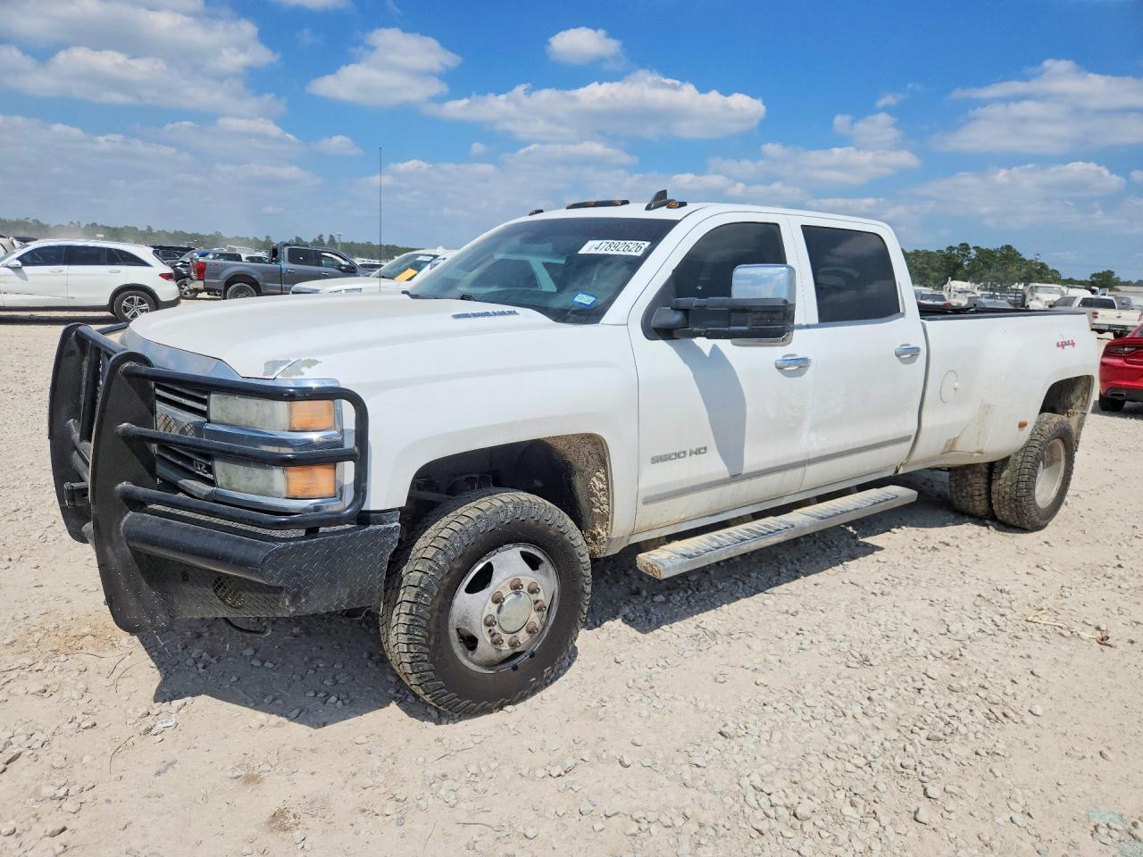 2015 CHEVROLET SILVERADO 3500 — фото 1