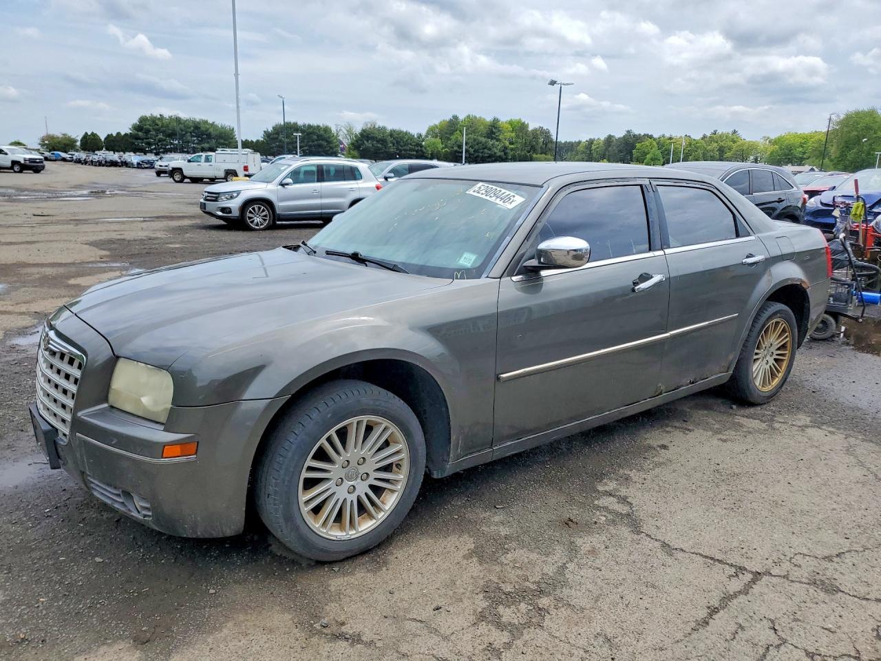 CHRYSLER 300