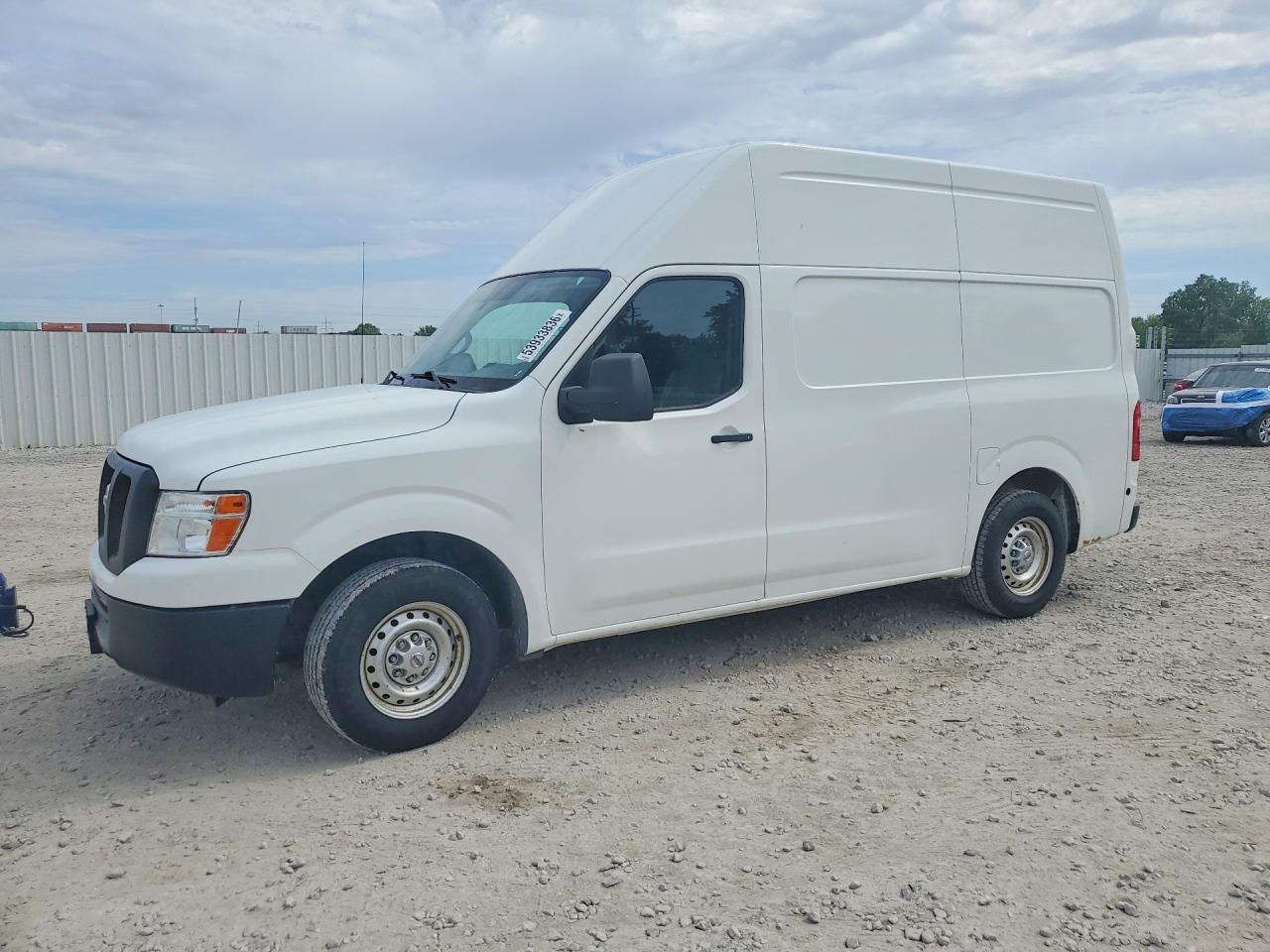 NISSAN NV