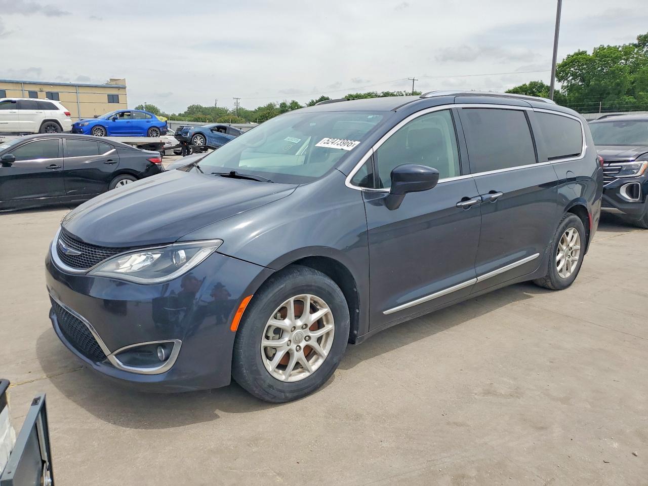 CHRYSLER PACIFICA