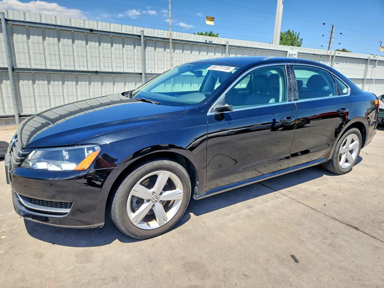VOLKSWAGEN PASSAT