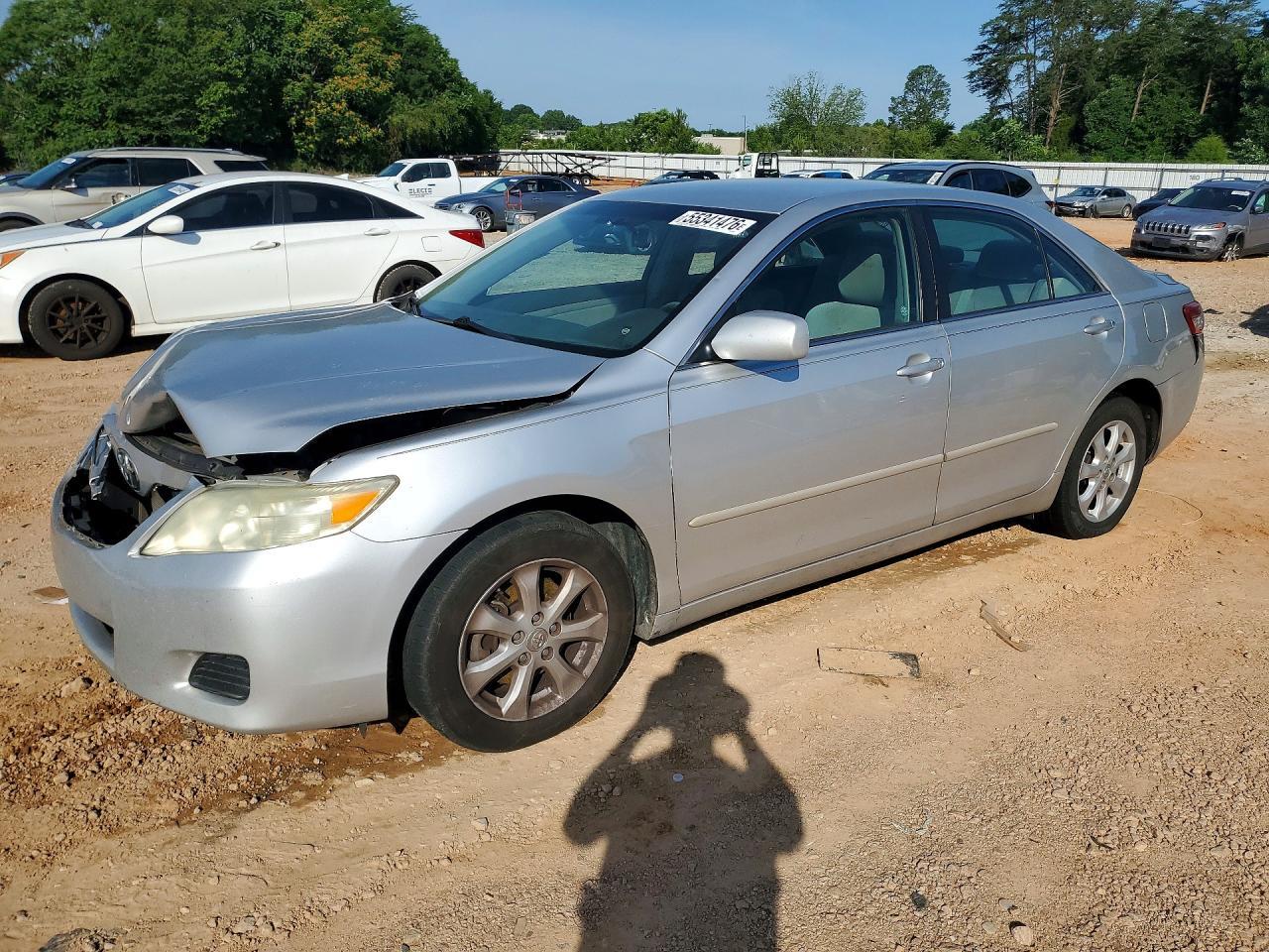 TOYOTA CAMRY