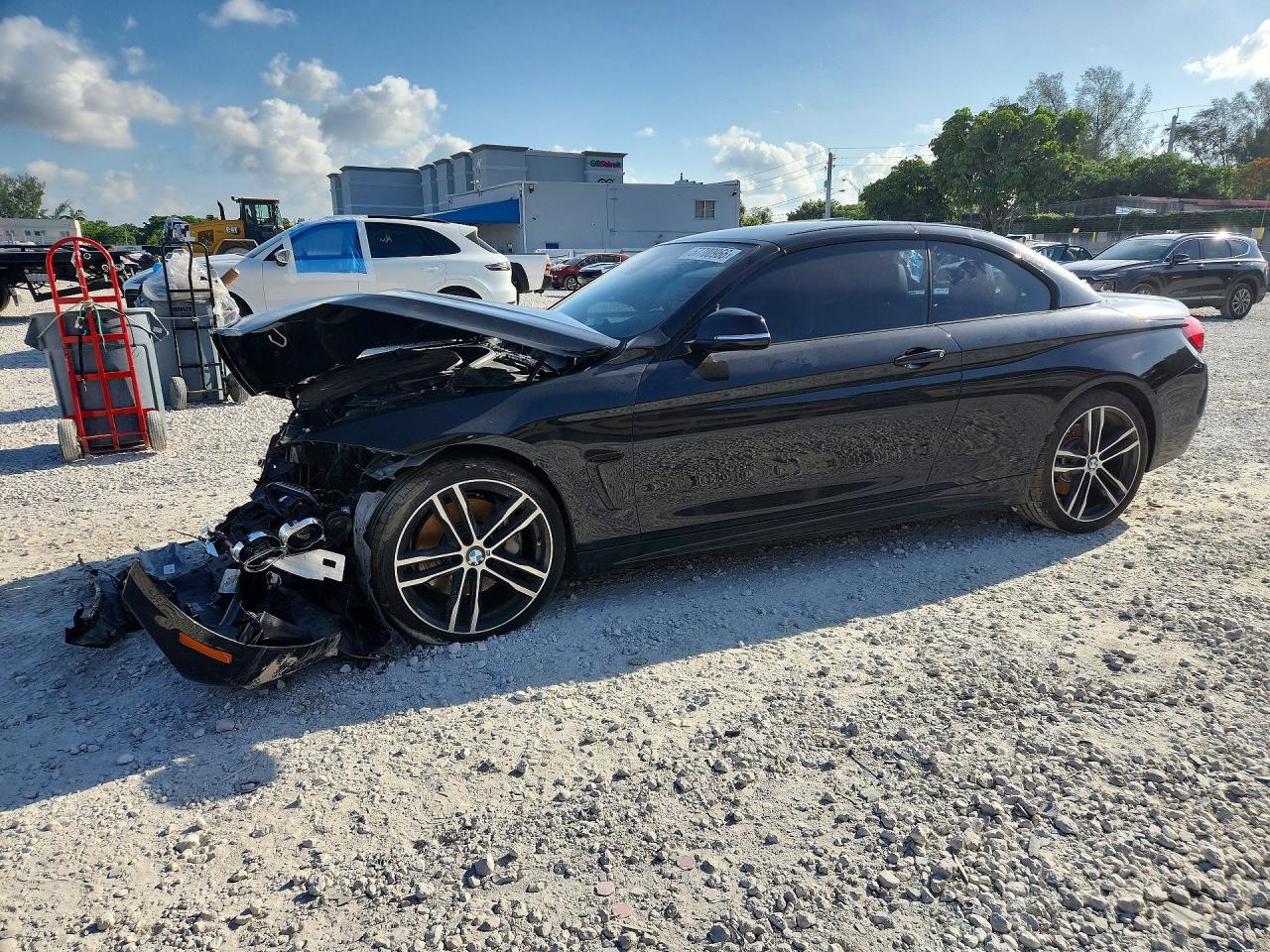 BMW 4 SERIES