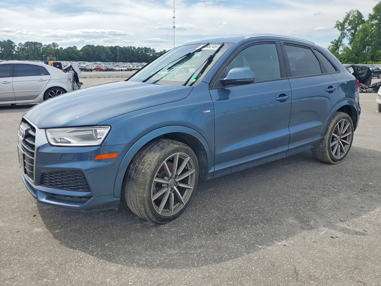2018 AUDI Q3 — фото 1