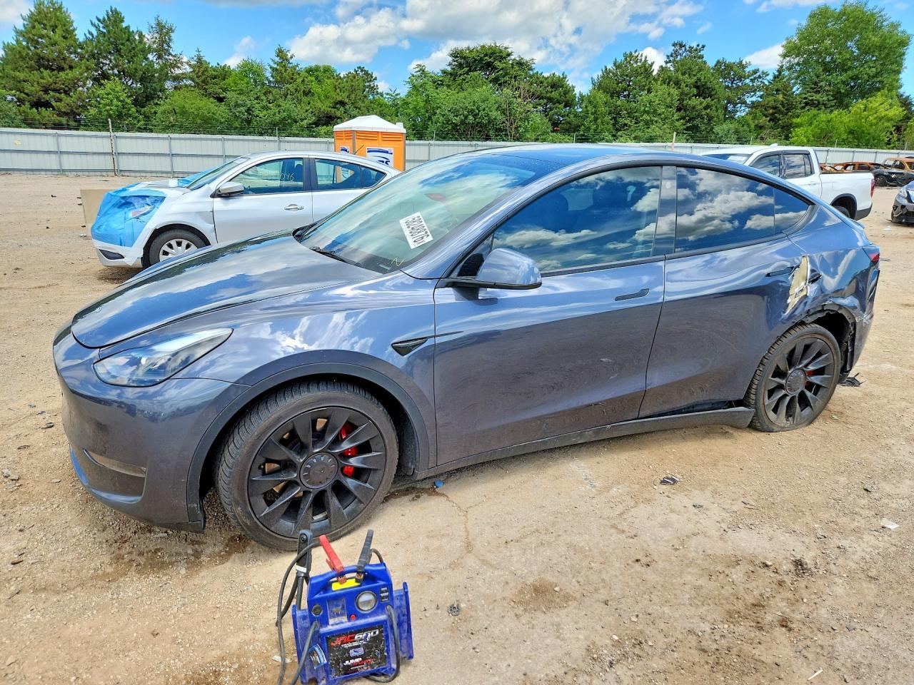 2023 TESLA MODEL Y — фото 1