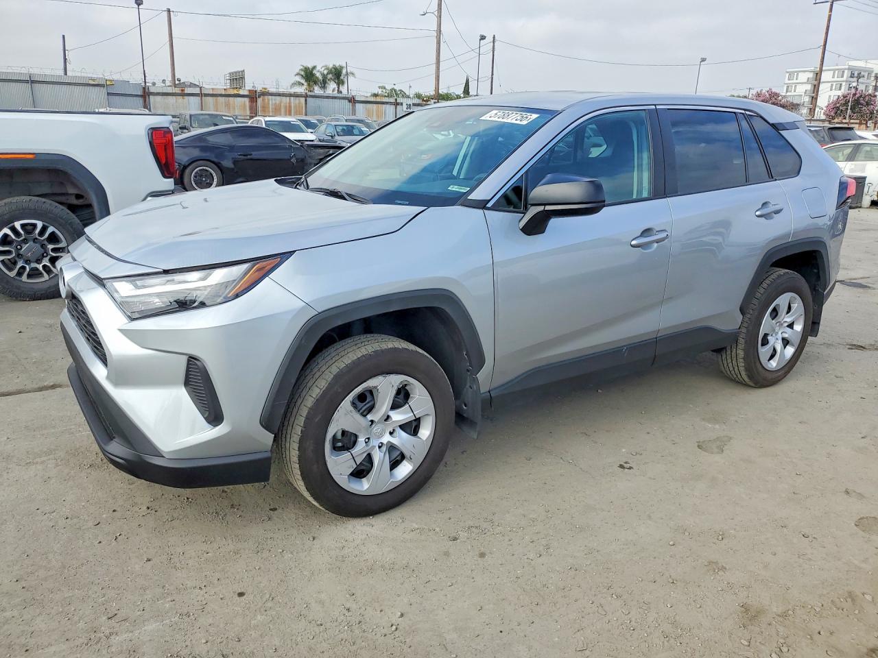 2024 TOYOTA RAV4 — фото 1