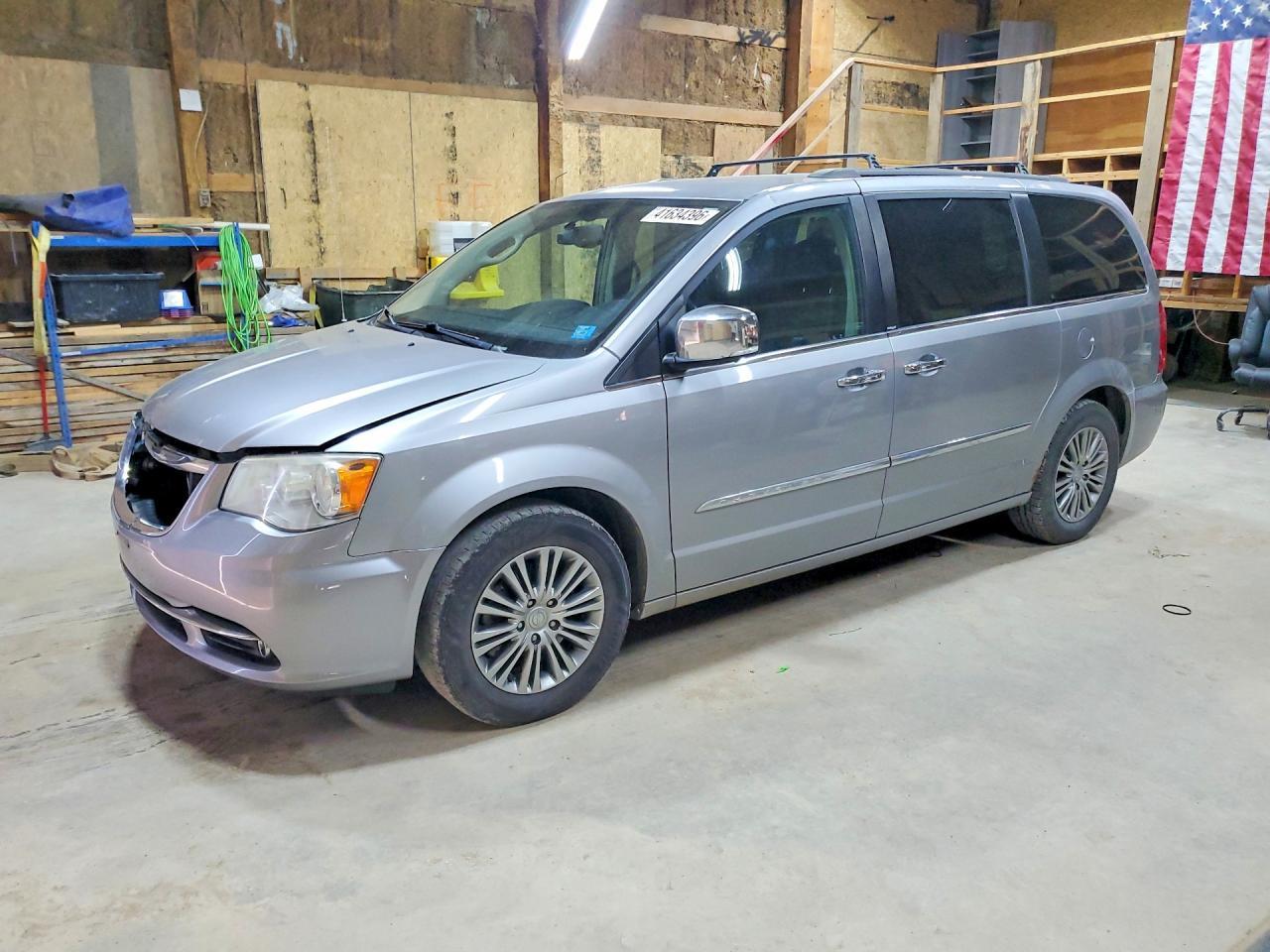 2014 CHRYSLER TOWN & COUNTRY — фото 1