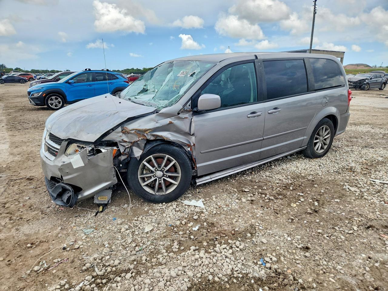 2017 DODGE GRAND CARAVAN — фото 1