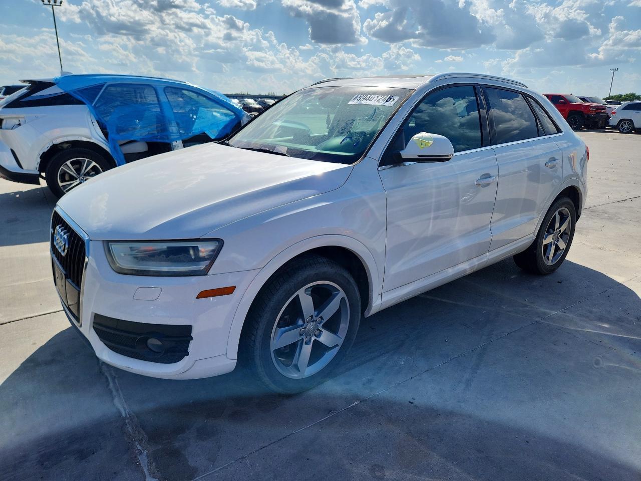 2015 AUDI Q3 — фото 1