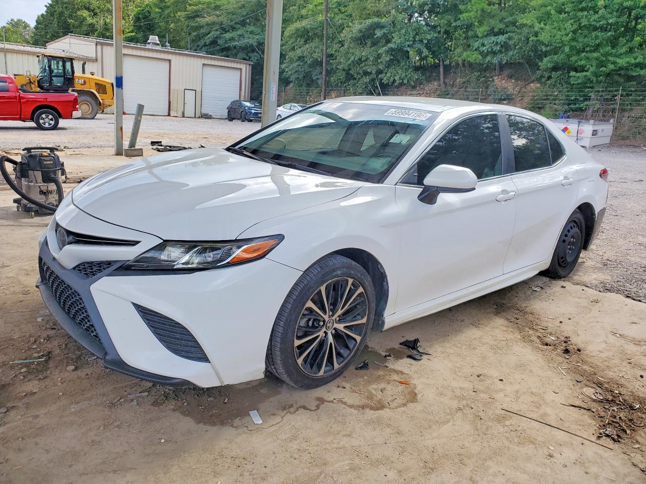 2018 TOYOTA CAMRY — фото 1