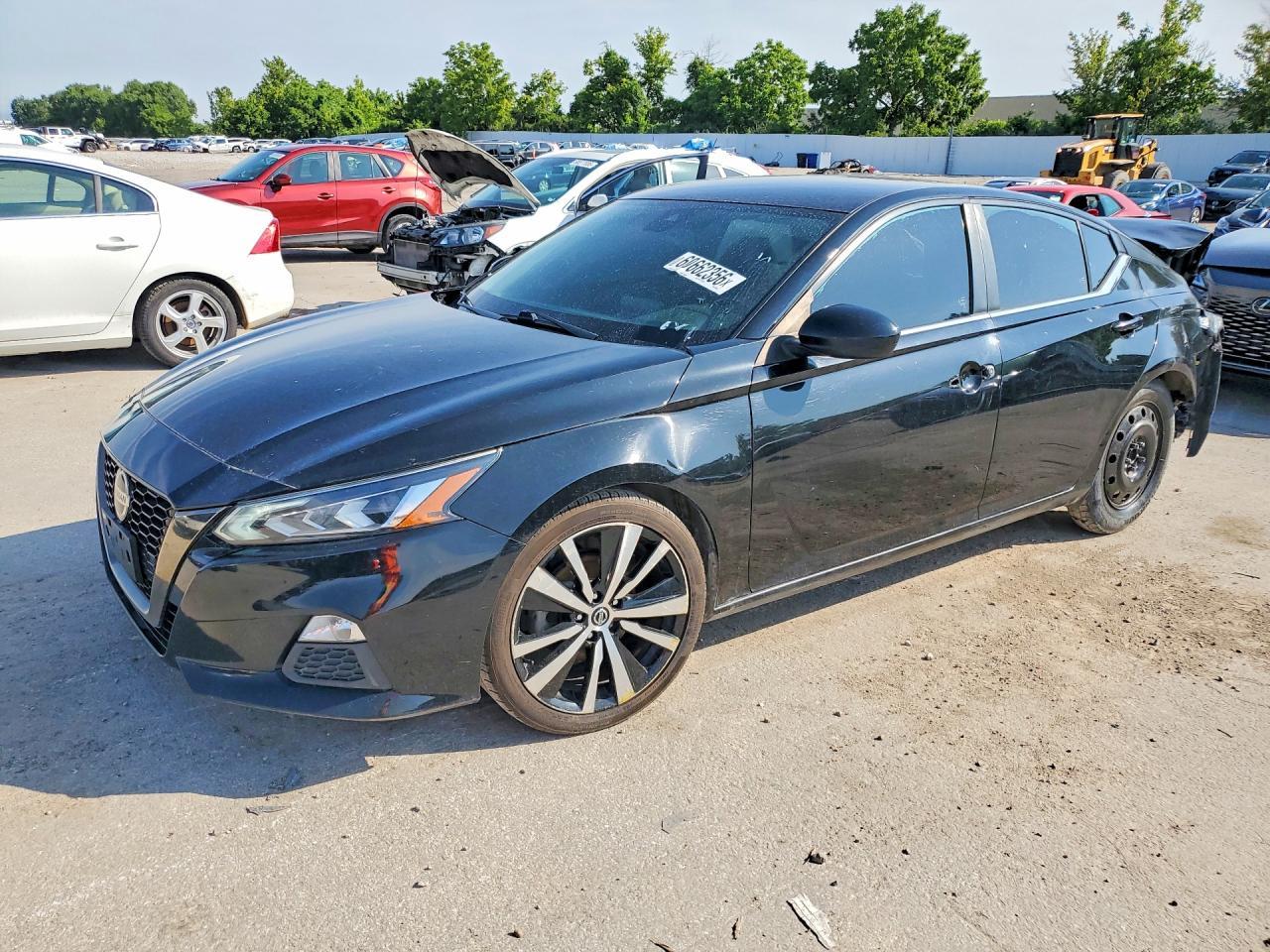 2021 NISSAN ALTIMA — фото 1