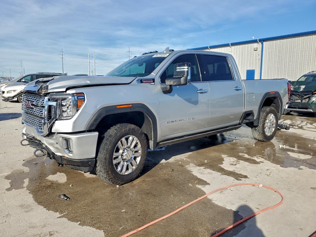 GMC SIERRA