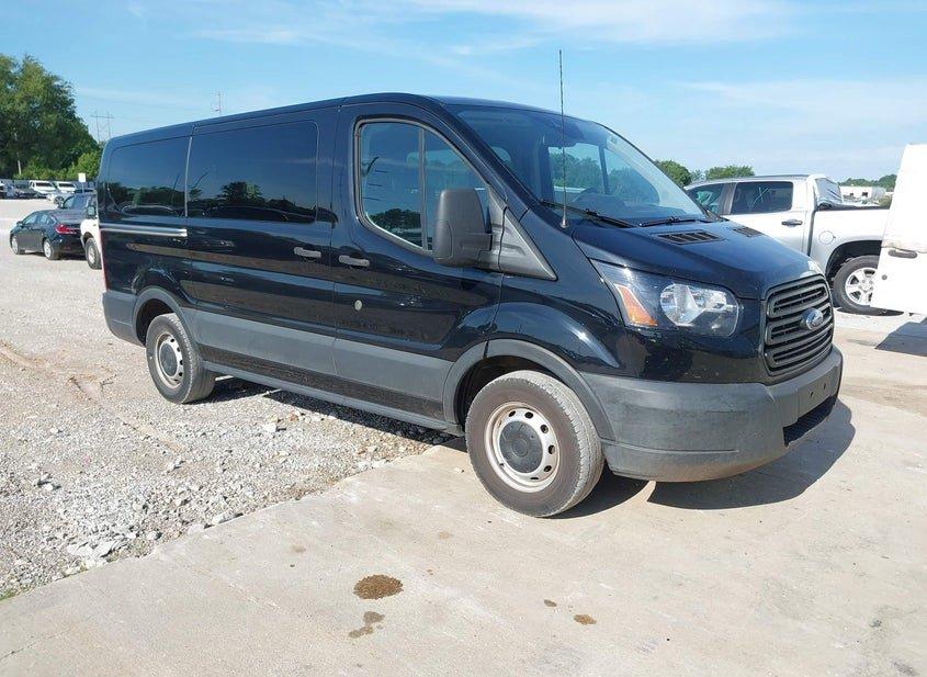 Ford Transit-150